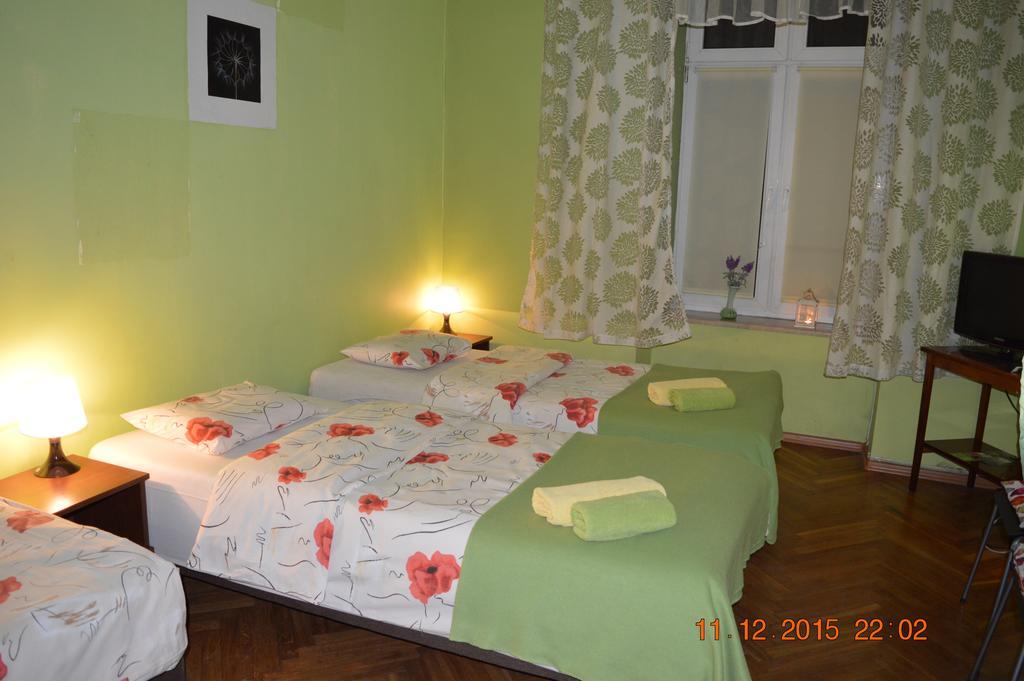 Honey Hostel Krasków Rum bild