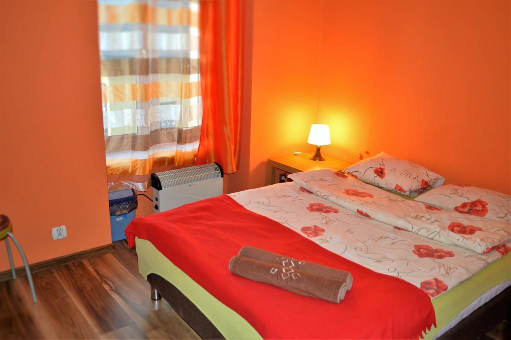 Honey Hostel Krasków Rum bild